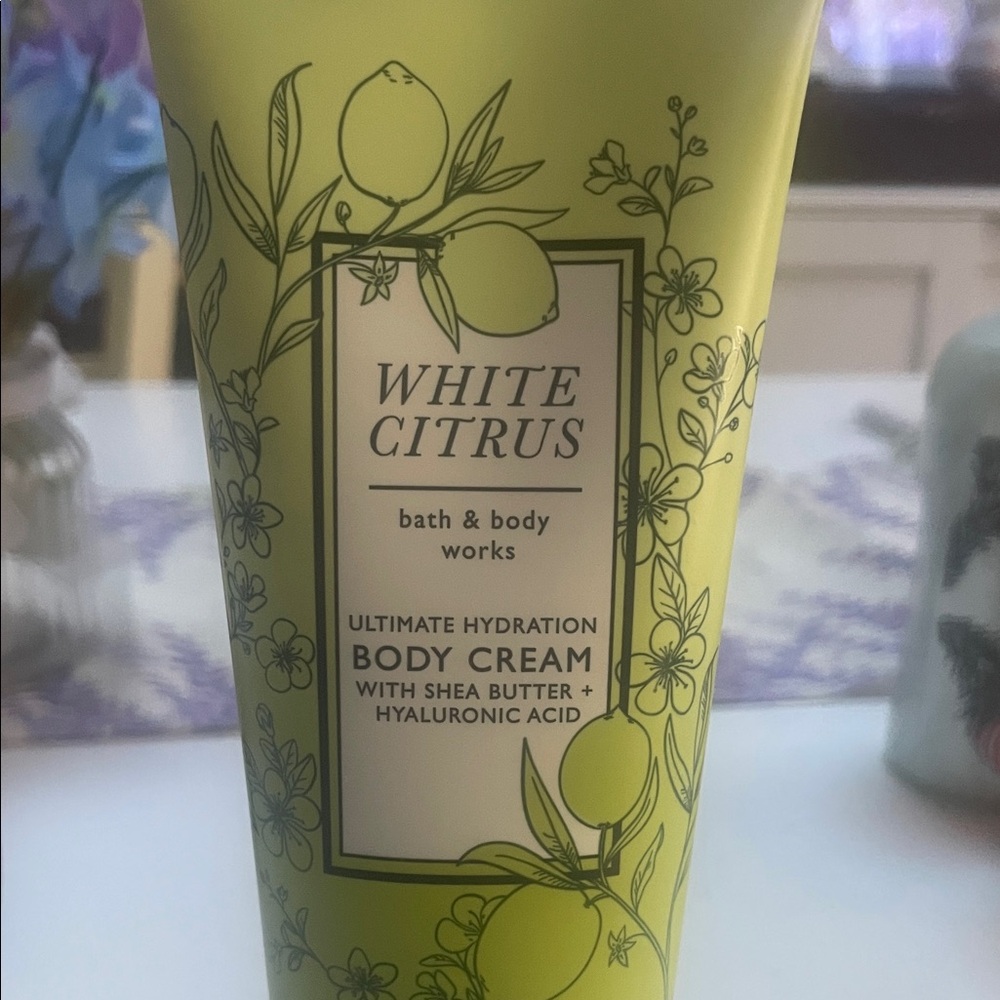 Brand New, Never Used 🆕❤️Bath & Body Works Bundle Body Cream - Picture 2 of 7